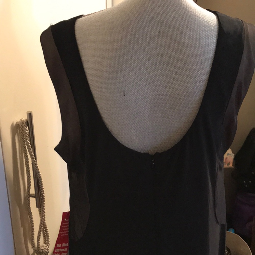 Dress - Picture 5 of 6